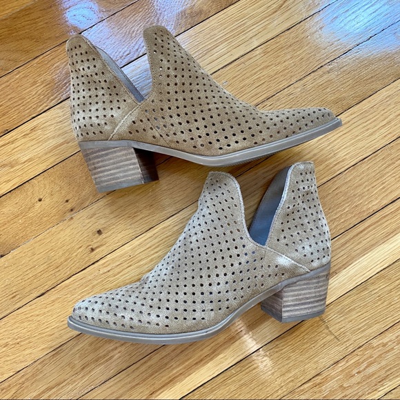 Steven by Steve Madden Danese Ankle Bootie 8 - Picture 4 of 11